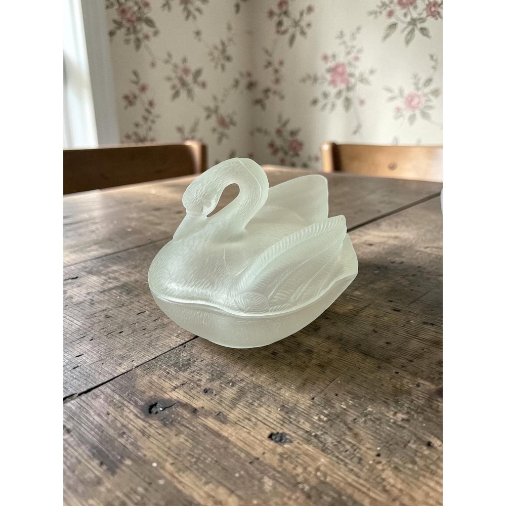 Antique Frosted Glass Swan Candy Dish – 1909 DC Jenkins Sugar Bowl